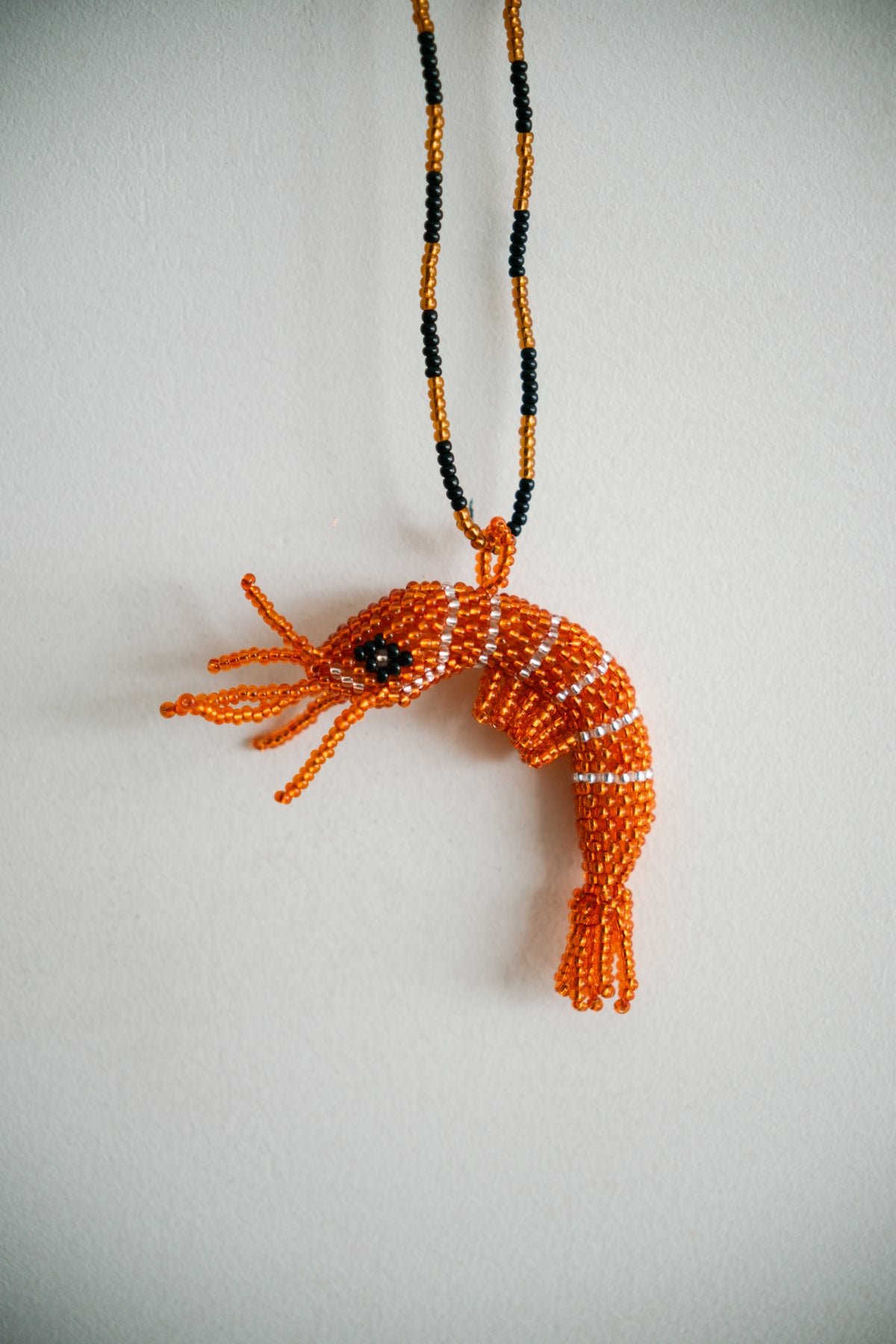 Figura Langostino (chaquira)